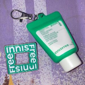 Innisfree Green Keychain and Pin Set